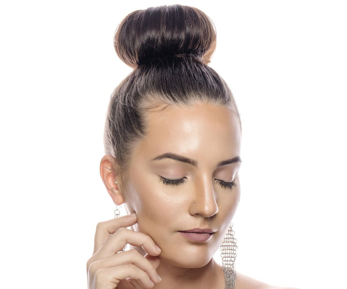 How to Improve Skin Health: Supporting Your Skin from Within