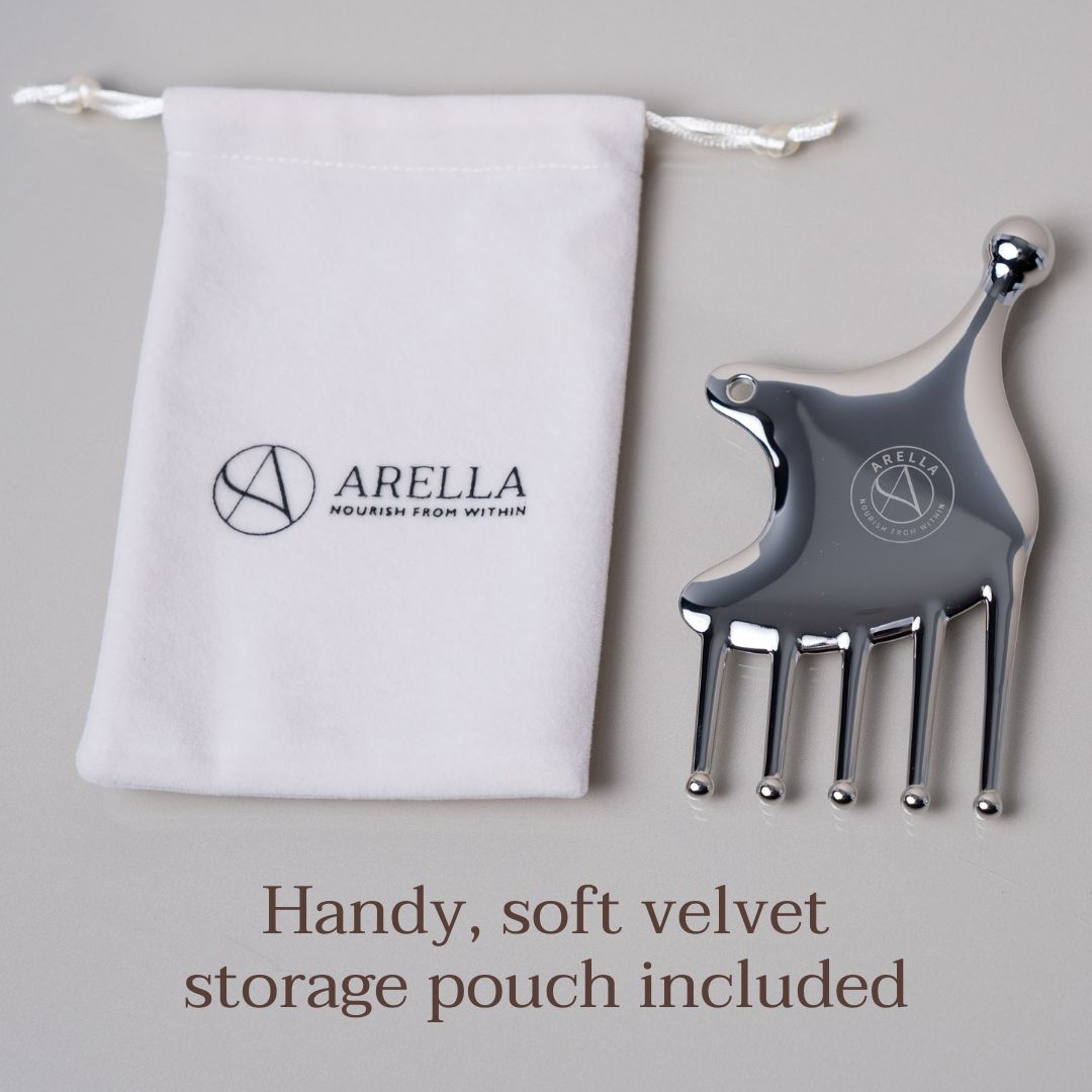 Arella face sculpting tool with its soft drawstring storage pouch